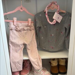 Gray Floral Sweater and Pink Pants Set